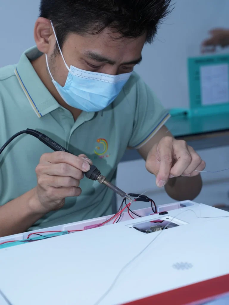 Custom acrylic display stands manufacturing process